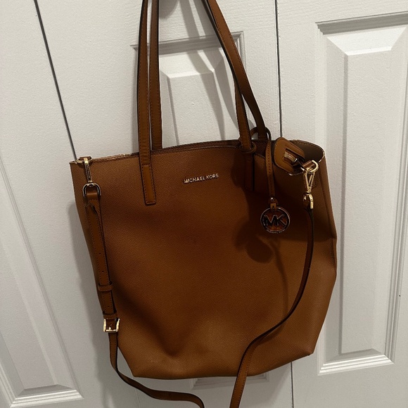 Michael Kors Purse Tote - Picture 1 of 5